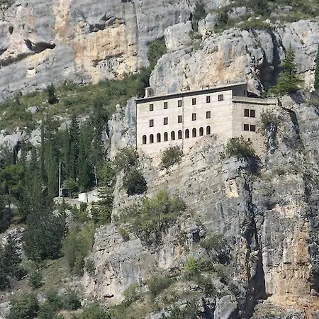 Mela__bii Sulmona